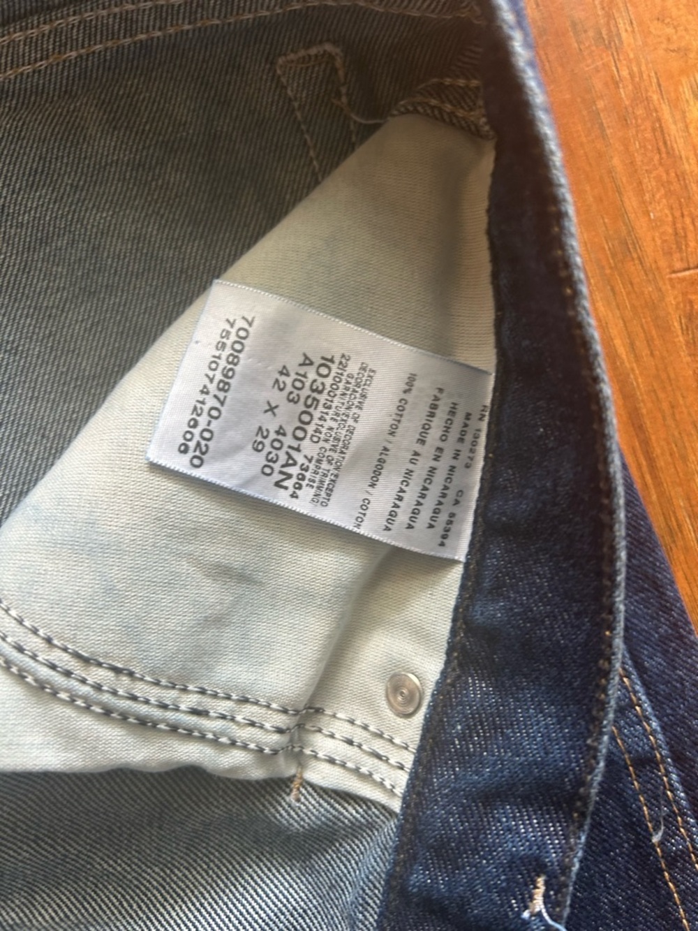 Wrangler Men's Relaxed Fit Dark Blue Denim Jeans - Picture 4 of 11